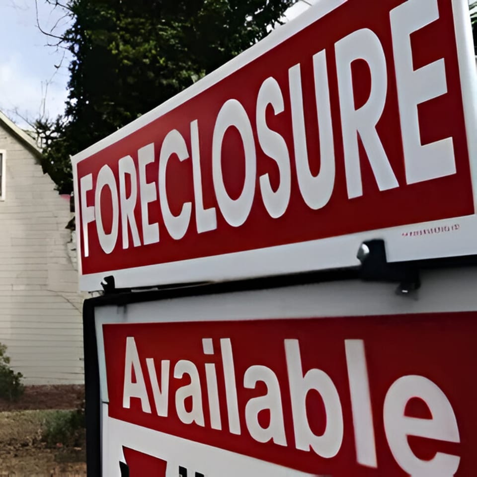 2009: From Bankruptcy to Rebirth